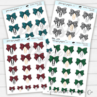 D044 - Buffalo Plaid Clips